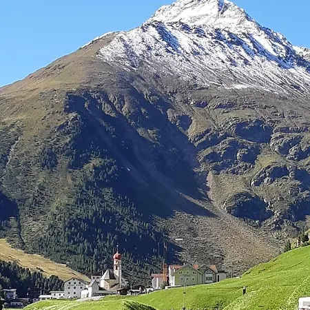 宾馆 Weisskugel